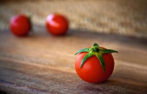 Read more about the article Como Plantar Tomate Cereja em Casa: Guia Prático
